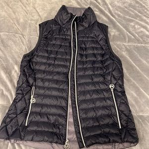 Micheal Kors sleeveless vest